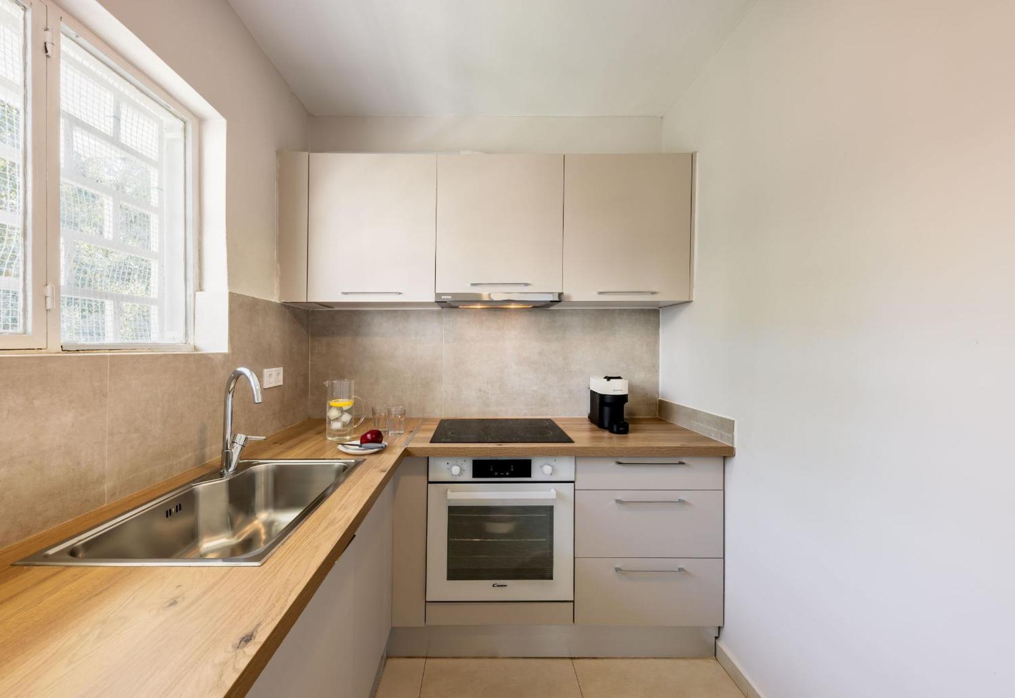 Appartamento Seaside Secret By Blupine Atene Esterno foto
